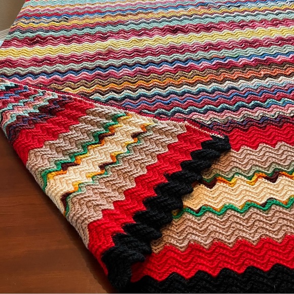 Chevron Crochet Afghan Throw Blanket - Picture 8 of 13